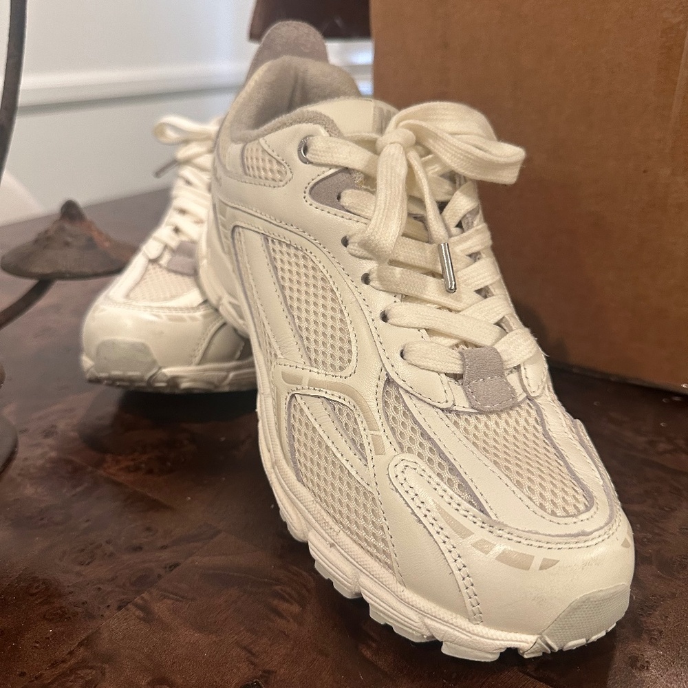 Mercer Re-Run Running Shoes